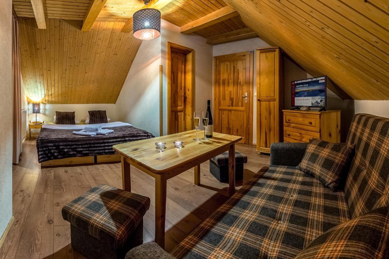 Apartmany A Studia Villa Flora Liptovská Sielnica Exteriör bild