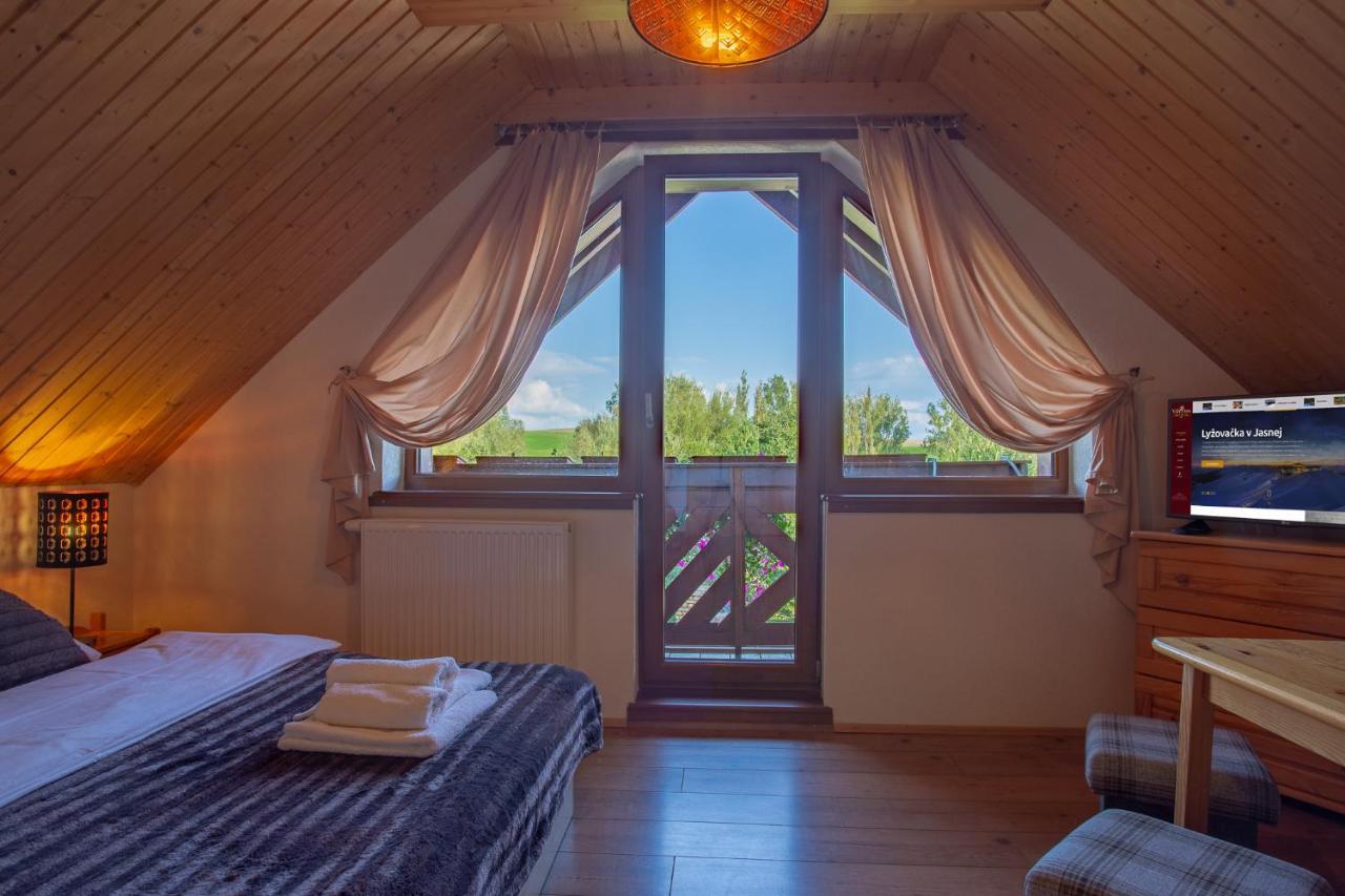 Apartmany A Studia Villa Flora Liptovská Sielnica Exteriör bild