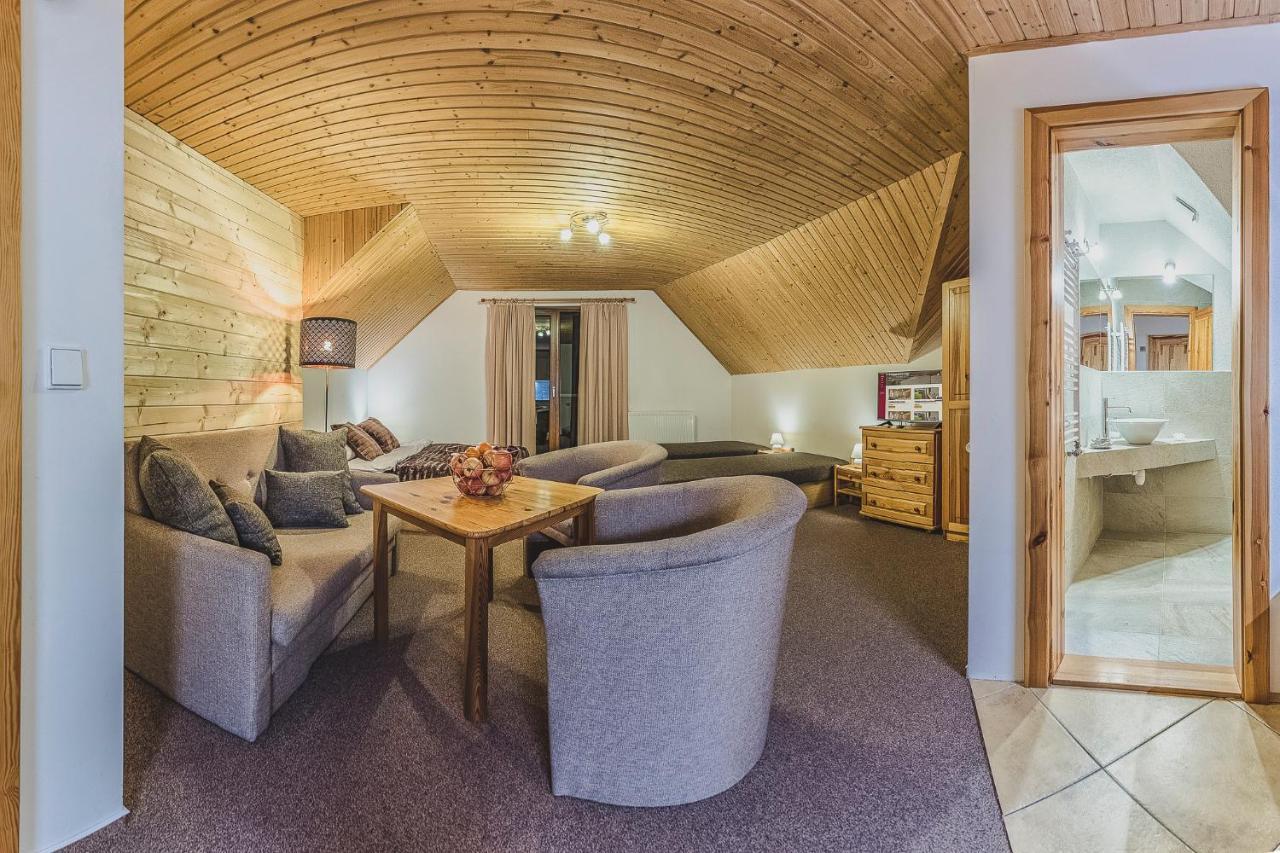 Apartmany A Studia Villa Flora Liptovská Sielnica Exteriör bild