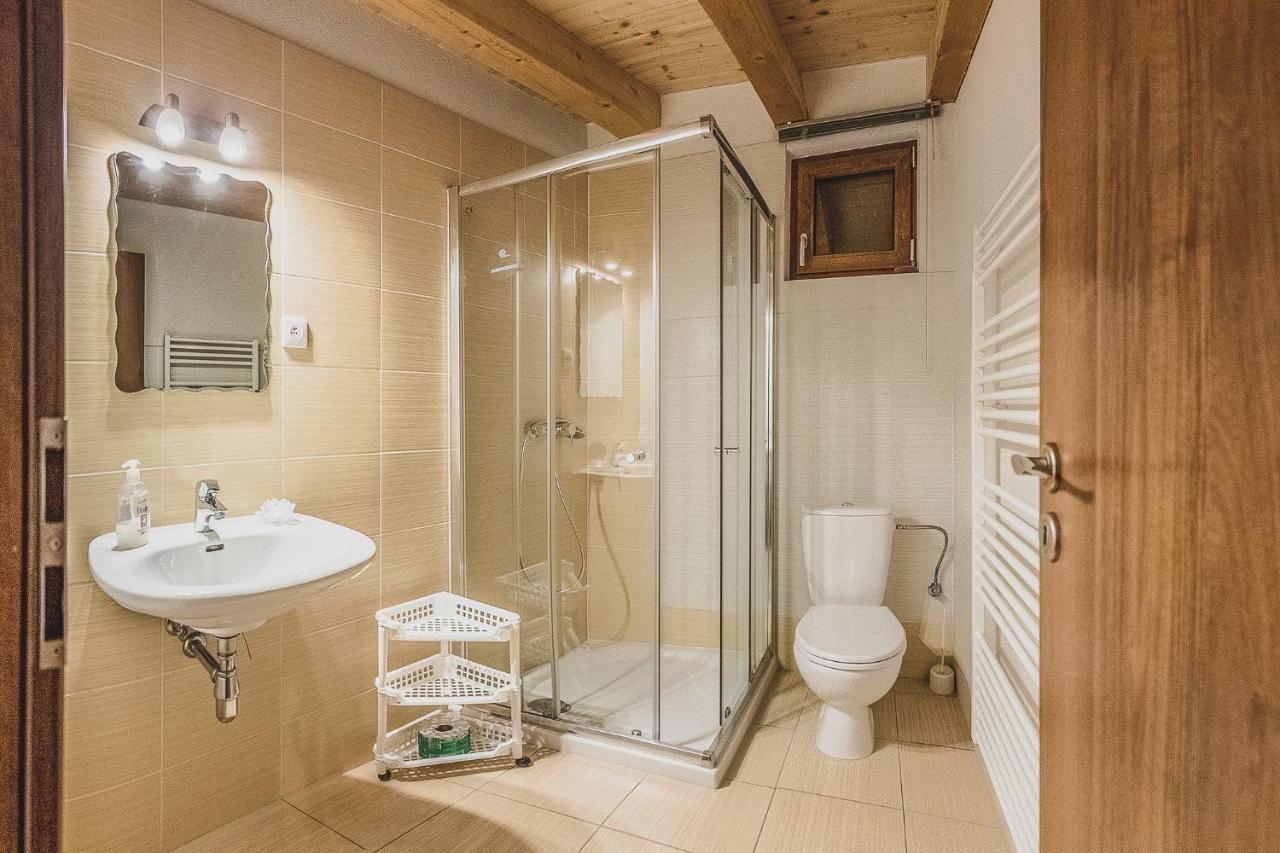 Apartmany A Studia Villa Flora Liptovská Sielnica Exteriör bild