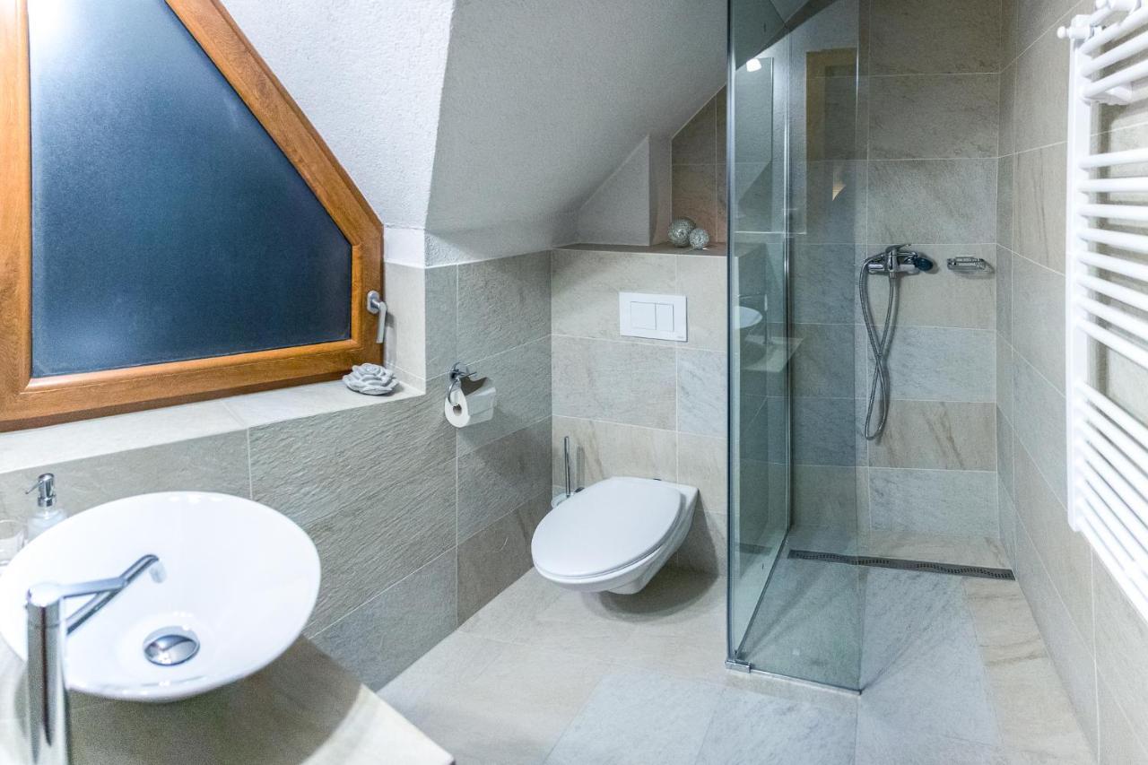 Apartmany A Studia Villa Flora Liptovská Sielnica Exteriör bild