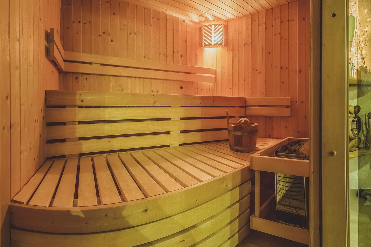 Apartmany A Studia Villa Flora Liptovská Sielnica Exteriör bild