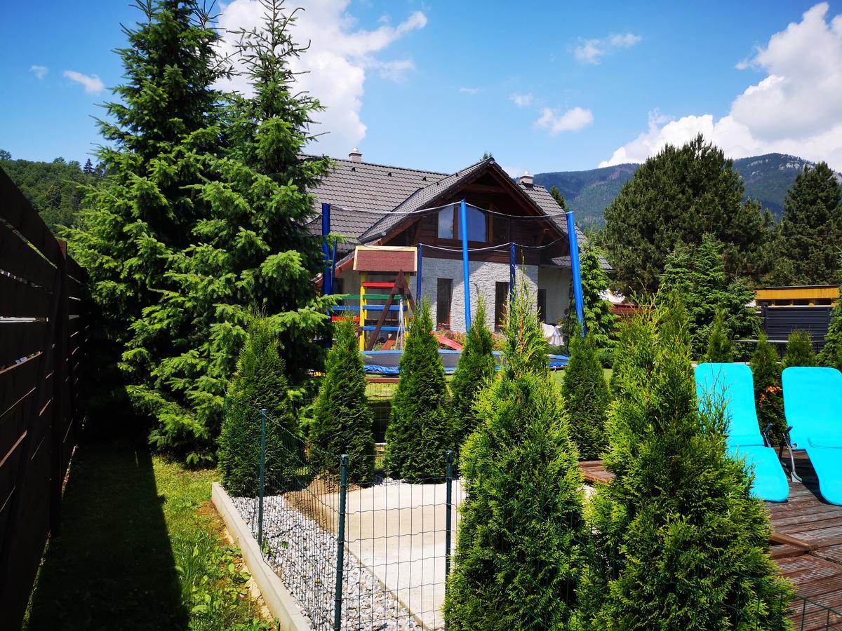 Apartmany A Studia Villa Flora Liptovská Sielnica Exteriör bild