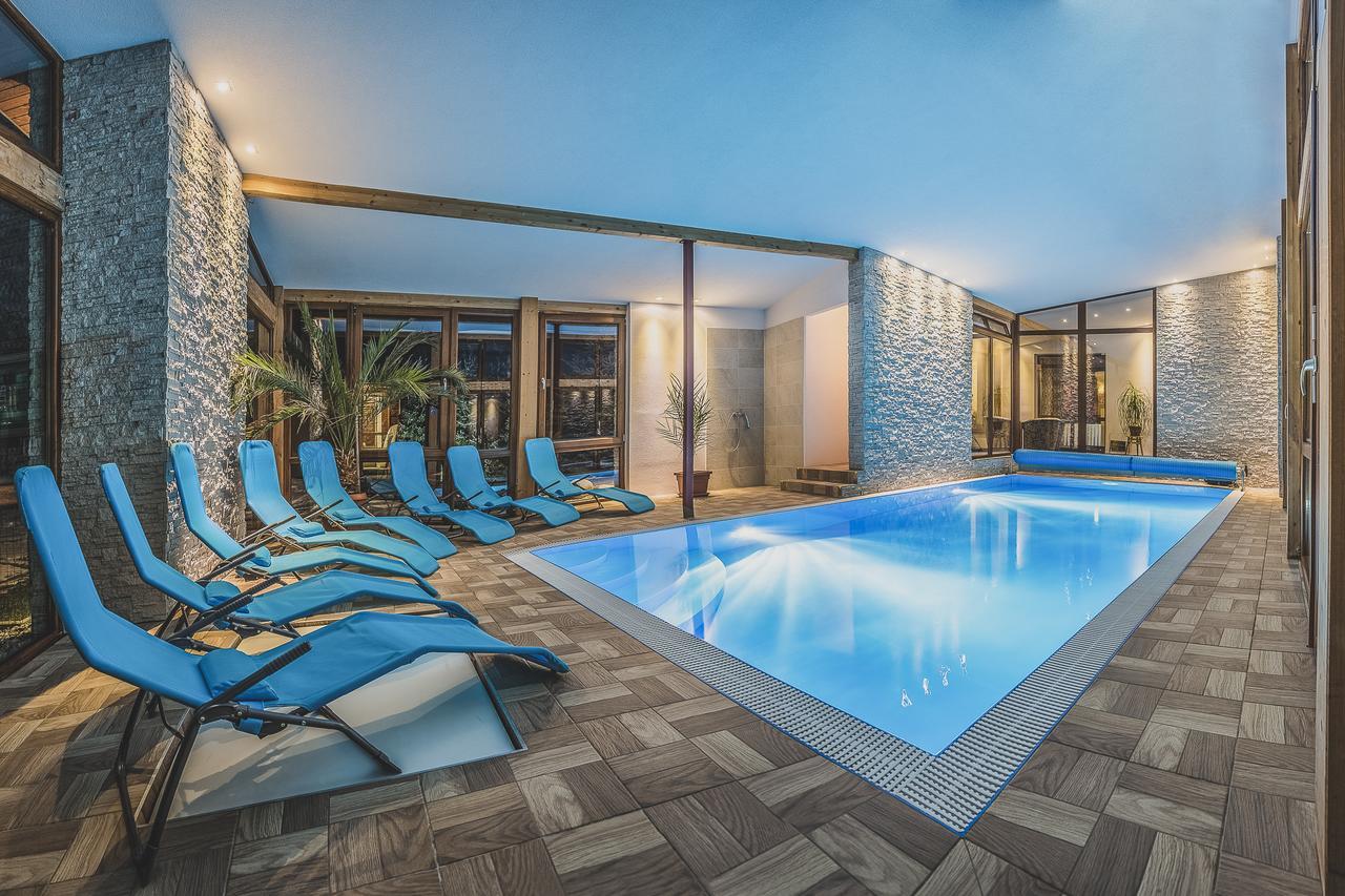 Apartmany A Studia Villa Flora Liptovská Sielnica Exteriör bild