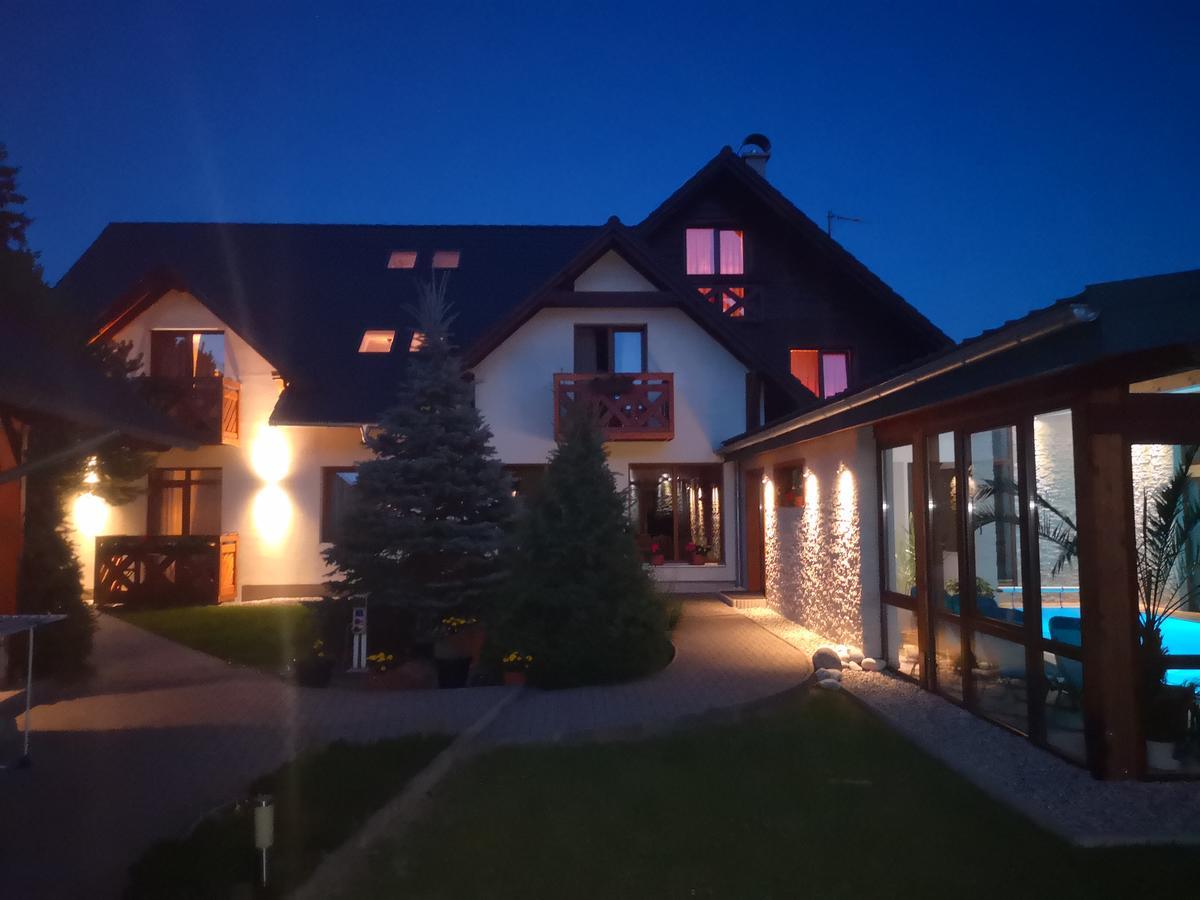 Apartmany A Studia Villa Flora Liptovská Sielnica Exteriör bild