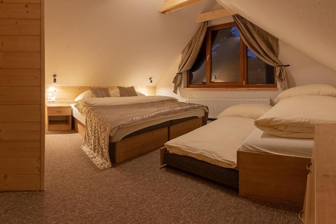 Apartmany A Studia Villa Flora Liptovská Sielnica Exteriör bild